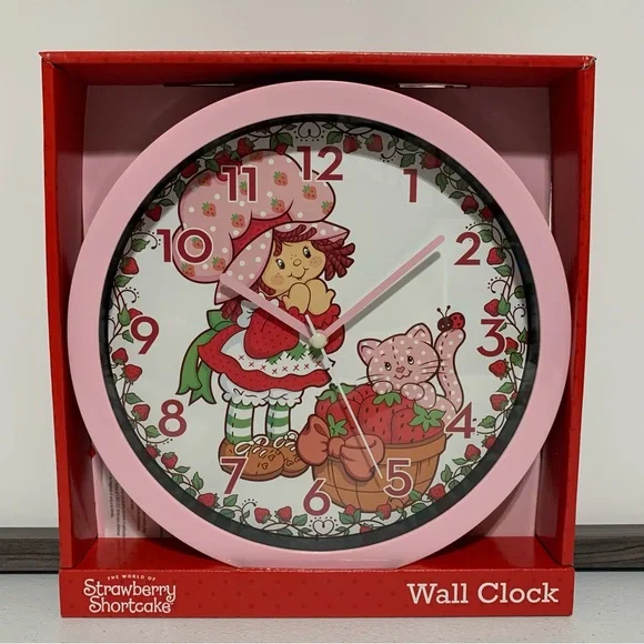 The World of Strawberry Shortcake Analog Wall Clock-New in Box - Picture 1 of 5